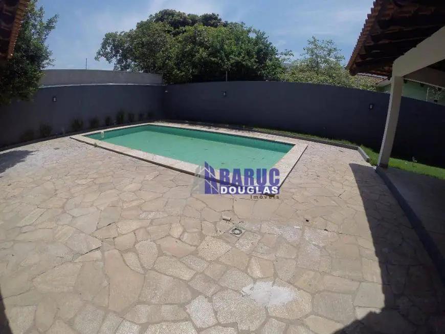 Foto 4 de Casa com 4 Quartos à venda, 420m² em Jardim Shangri La, Cuiabá