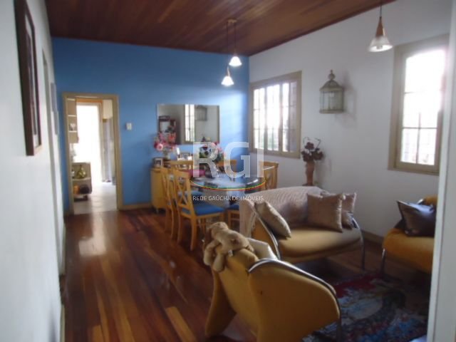 Foto 5 de Casa com 4 Quartos à venda, 399m² em Navegantes, Porto Alegre