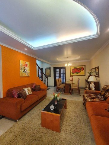 Foto 1 de Casa com 4 Quartos à venda, 250m² em Padre Eustáquio, Belo Horizonte