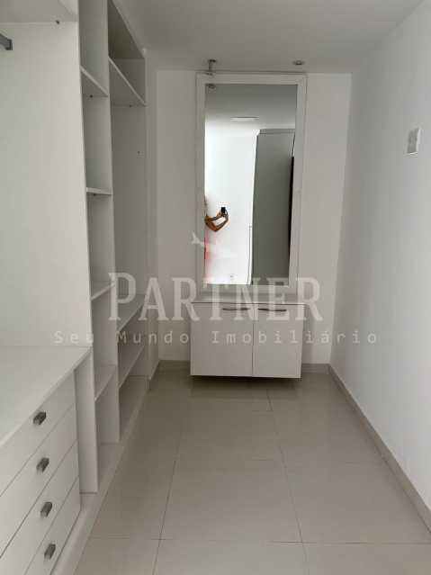 Foto 4 de Casa de Condomínio com 3 Quartos à venda, 360m² em Recreio Dos Bandeirantes, Rio de Janeiro