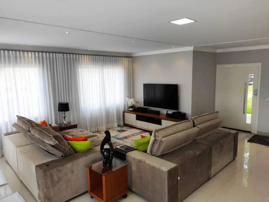 Foto 5 de Casa de Condomínio com 4 Quartos à venda, 289m² em Granja Viana, Cotia