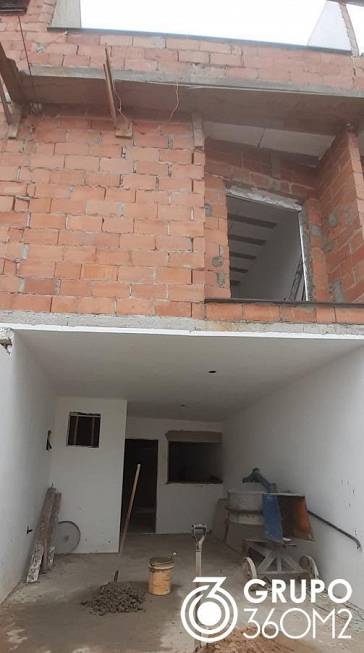 Foto 1 de Sobrado com 2 Quartos à venda, 120m² em Vila Curuçá, Santo André