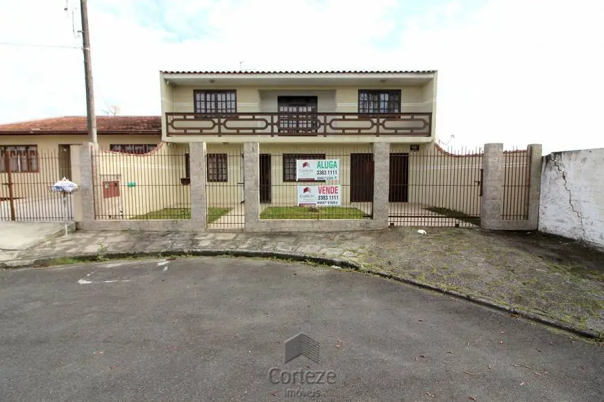 Foto 1 de Sobrado com 3 Quartos para alugar, 230m² em Braga, São José dos Pinhais