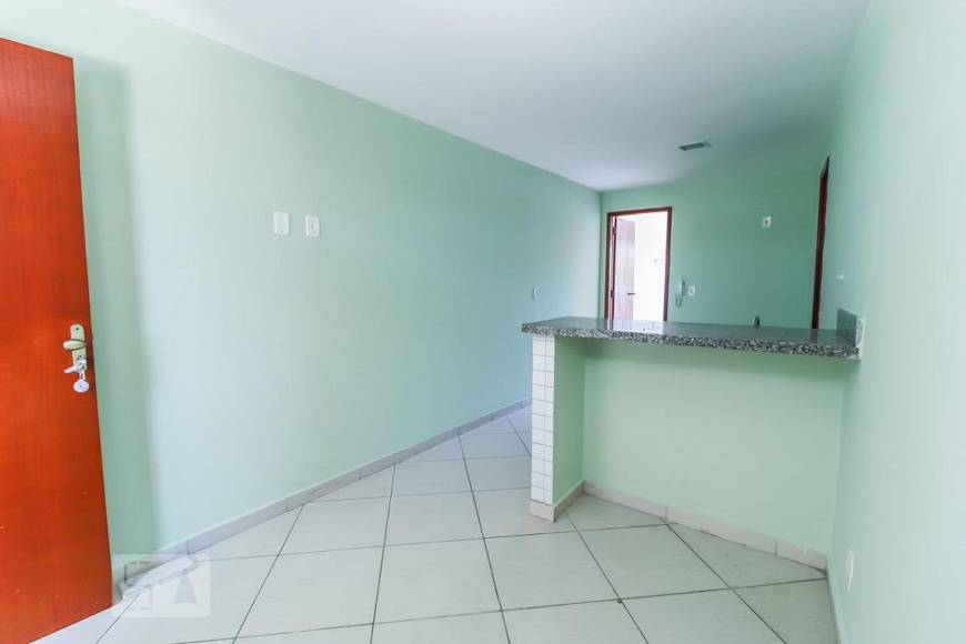 Foto 3 de Apartamento com 1 Quarto para alugar, 40m² em Curicica, Rio de Janeiro