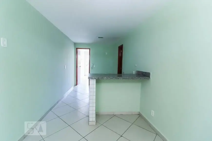 Foto 4 de Apartamento com 1 Quarto para alugar, 40m² em Curicica, Rio de Janeiro