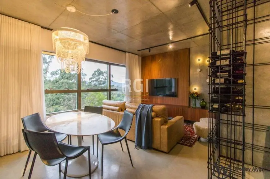 Foto 1 de Apartamento com 1 Quarto à venda, 69m² em Petrópolis, Porto Alegre