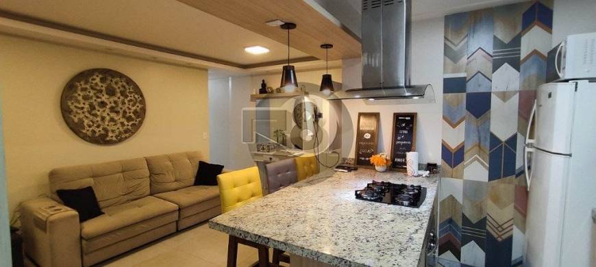 Foto 1 de Apartamento com 2 Quartos à venda, 60m² em Centro, Florianópolis