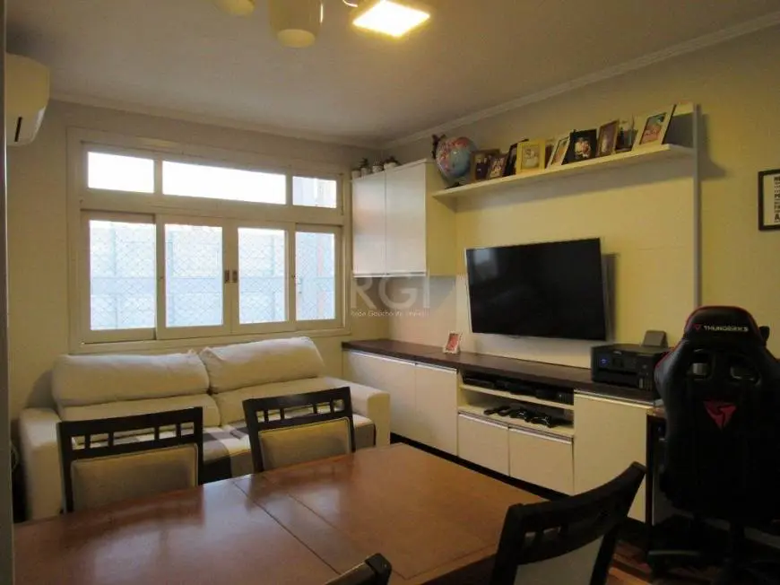 Foto 1 de Apartamento com 2 Quartos à venda, 53m² em Higienópolis, Porto Alegre