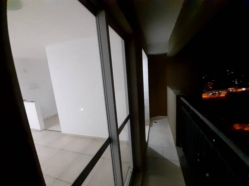 Foto 5 de Apartamento com 2 Quartos para alugar, 54m² em Jardim Iracema, São Paulo