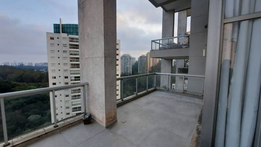 Foto 2 de Apartamento com 2 Quartos à venda, 160m² em Jardim Parque Morumbi, São Paulo