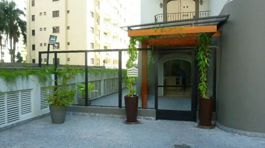 Foto 3 de Apartamento com 2 Quartos para alugar, 109m² em Jardim Paulista, São Paulo