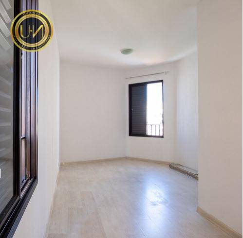 Foto 4 de Apartamento com 2 Quartos à venda, 71m² em Lapa, São Paulo