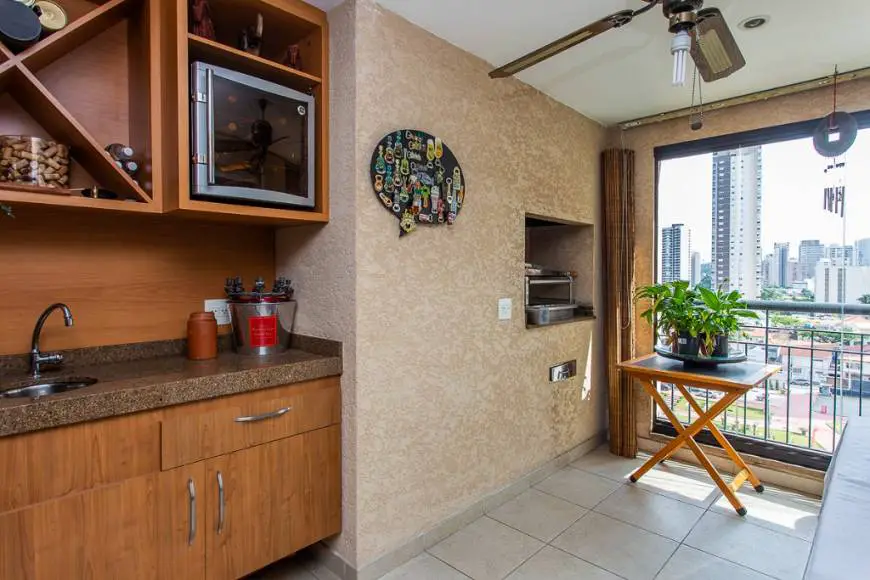 Foto 1 de Apartamento com 3 Quartos à venda, 218m² em Brooklin, São Paulo