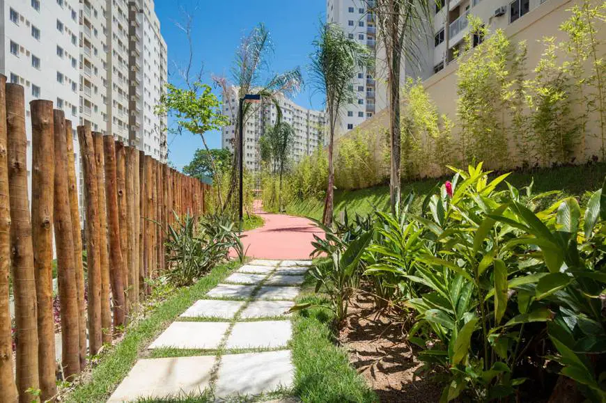 Foto 3 de Apartamento com 3 Quartos à venda, 59m² em Del Castilho, Rio de Janeiro