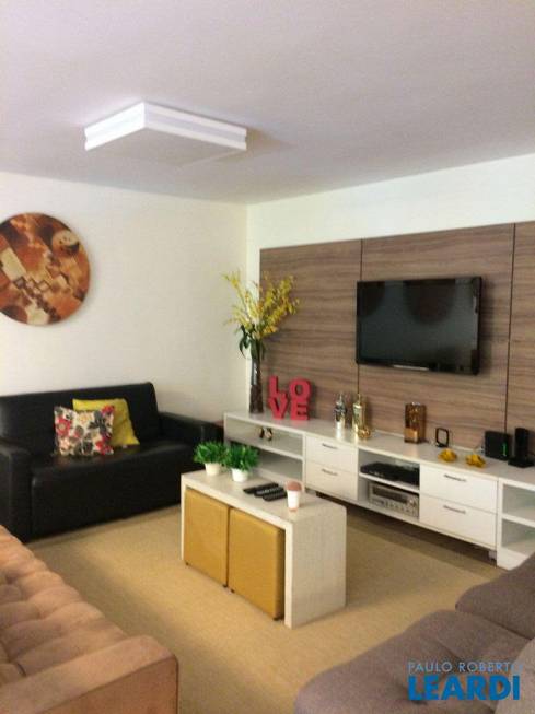 Foto 1 de Apartamento com 3 Quartos à venda, 222m² em Higienópolis, São Paulo