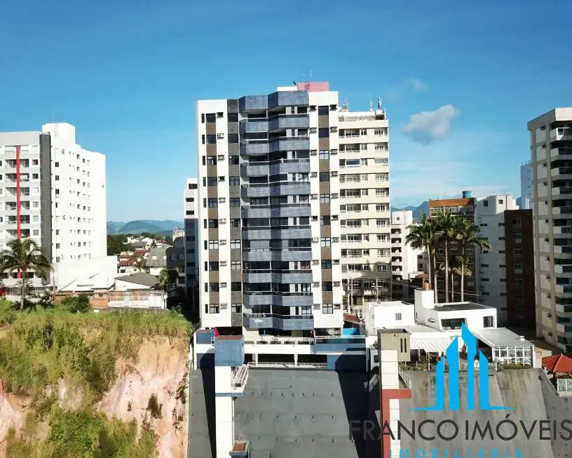 Foto 1 de Apartamento com 3 Quartos à venda, 99m² em Ipiranga, Guarapari