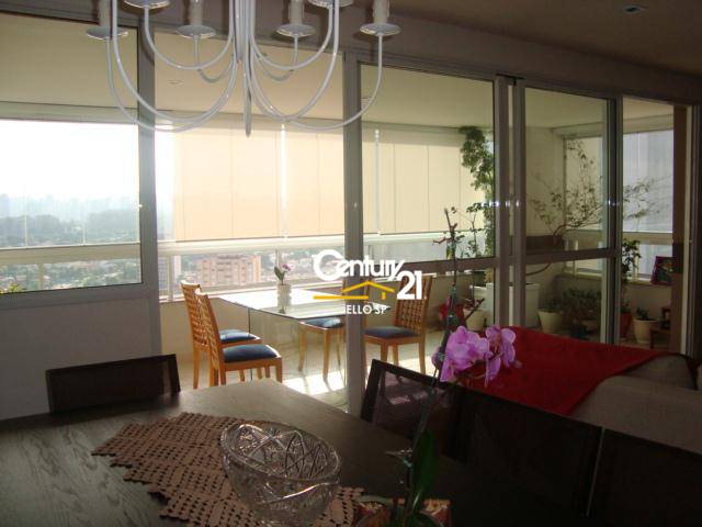 Foto 2 de Apartamento com 3 Quartos à venda, 188m² em Itaim Bibi, São Paulo