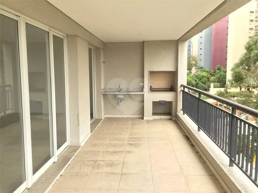 Foto 1 de Apartamento com 3 Quartos para venda ou aluguel, 250m² em Morumbi, São Paulo