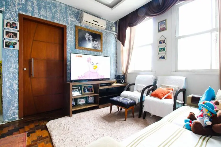 Foto 1 de Apartamento com 3 Quartos à venda, 89m² em Navegantes, Porto Alegre