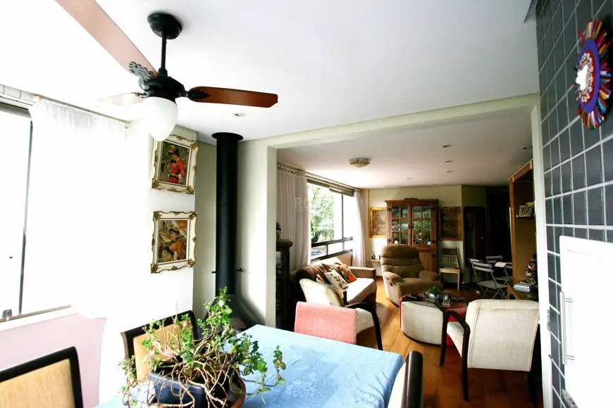 Foto 5 de Apartamento com 3 Quartos à venda, 94m² em Petrópolis, Porto Alegre