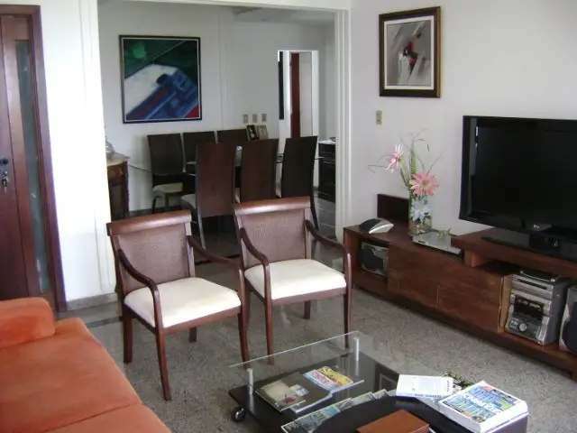 Foto 1 de Apartamento com 4 Quartos para venda ou aluguel, 174m² em Candeal, Salvador