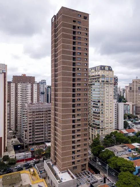 Foto 3 de Apartamento com 4 Quartos à venda, 303m² em Itaim Bibi, São Paulo