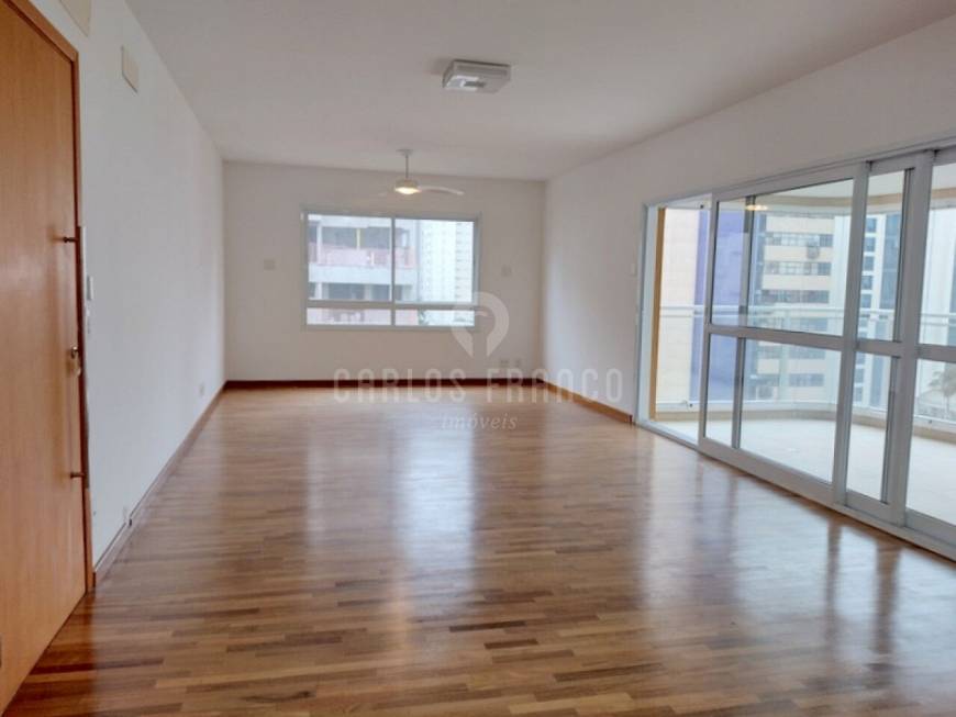 Foto 4 de Apartamento com 4 Quartos à venda, 187m² em Moema, São Paulo