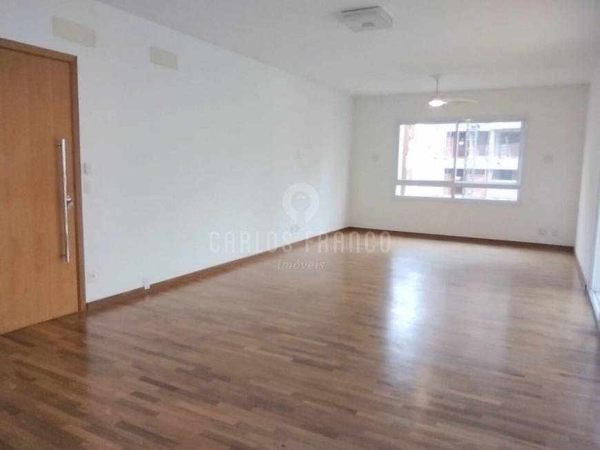 Foto 5 de Apartamento com 4 Quartos à venda, 187m² em Moema, São Paulo