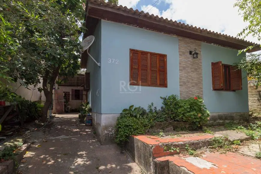 Foto 1 de Casa com 2 Quartos à venda, 431m² em Bom Jesus, Porto Alegre