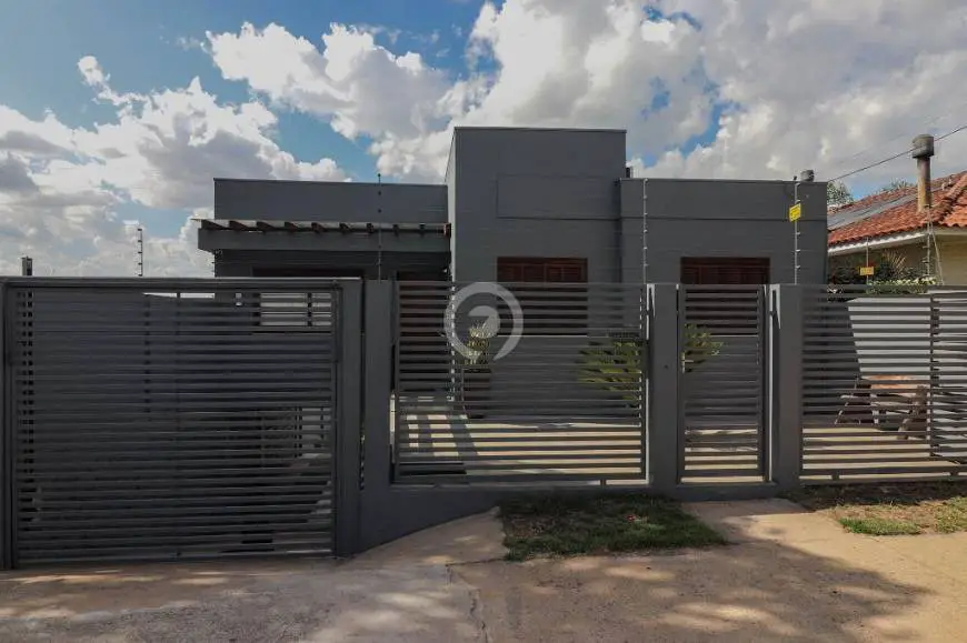 Foto 2 de Casa com 2 Quartos à venda, 140m² em Feitoria, São Leopoldo