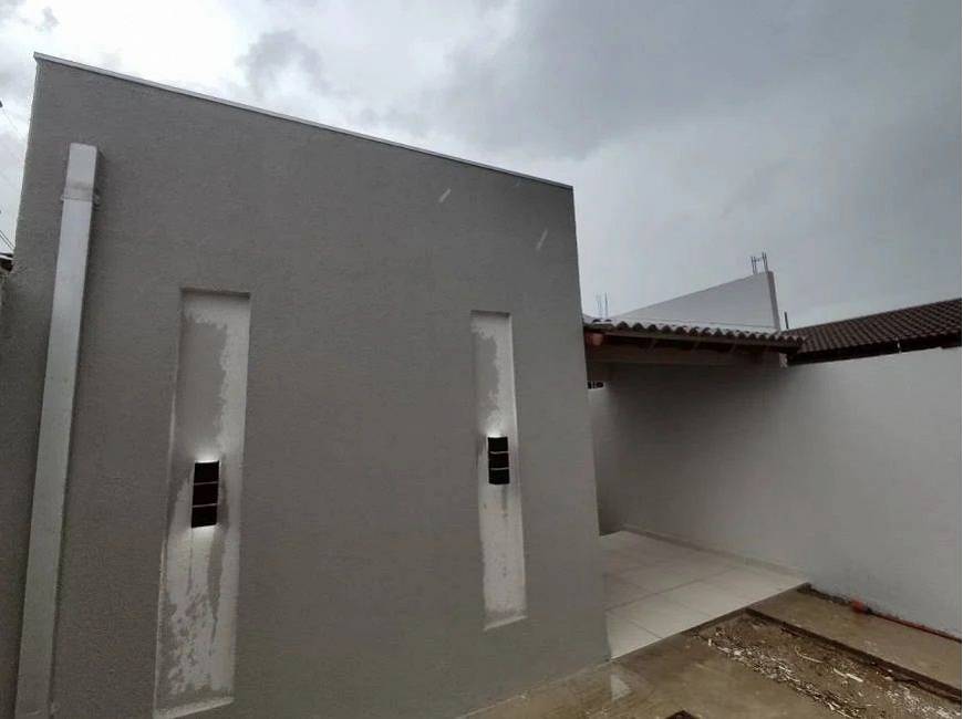 Foto 2 de Casa com 2 Quartos à venda, 65m² em Jardim Paula II, Várzea Grande