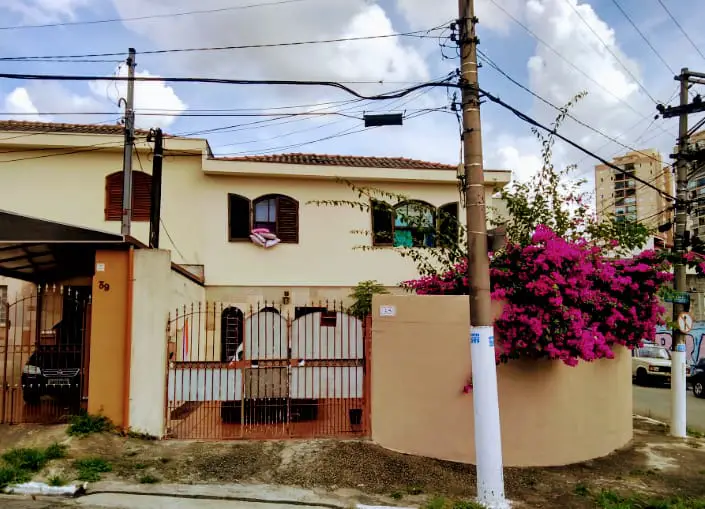 Foto 1 de Casa com 2 Quartos à venda, 140m² em Jardim Teresa, São Paulo