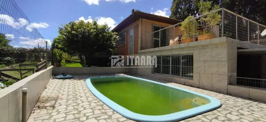 Foto 2 de Casa com 2 Quartos à venda, 192m² em Parque Pinhal, Itaara