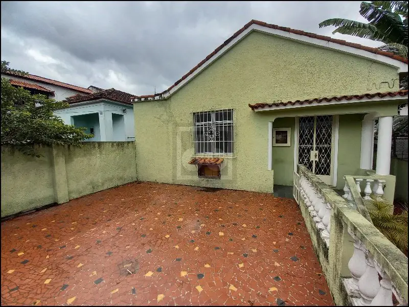 Foto 1 de Casa com 2 Quartos à venda, 238m² em Tanque, Rio de Janeiro