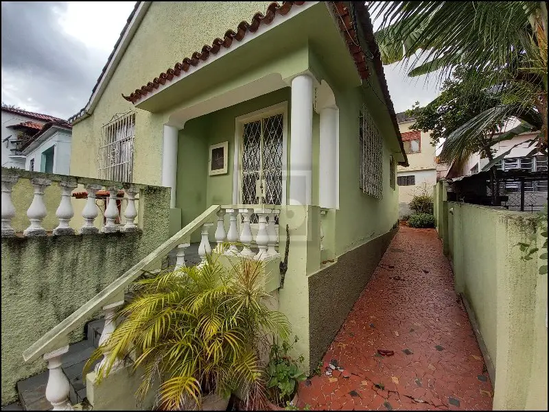 Foto 3 de Casa com 2 Quartos à venda, 238m² em Tanque, Rio de Janeiro