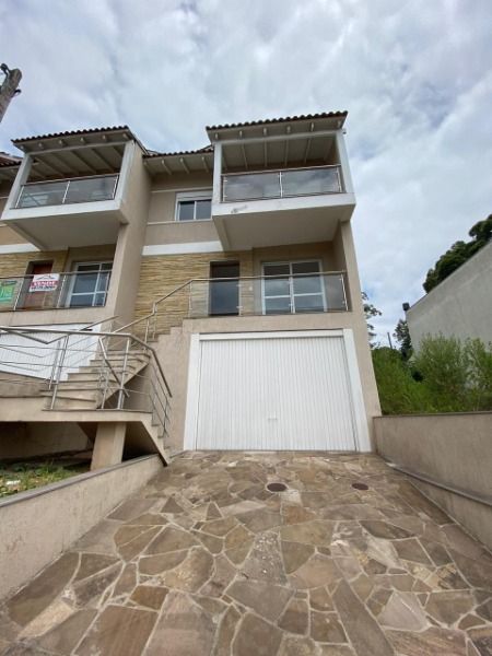 Foto 2 de Casa com 3 Quartos à venda, 202m² em Aberta dos Morros, Porto Alegre