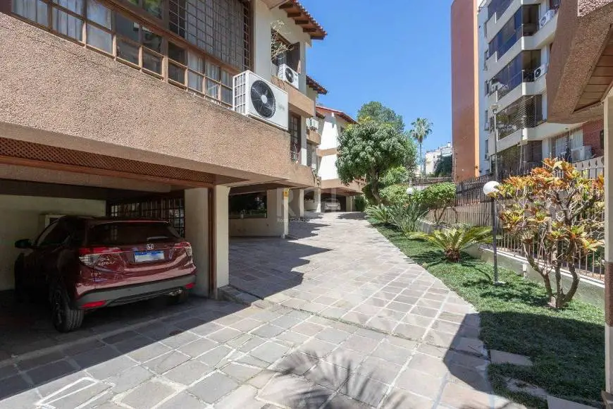 Foto 1 de Casa com 3 Quartos à venda, 165m² em Bela Vista, Porto Alegre