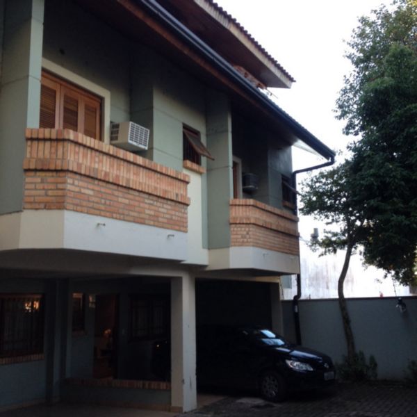 Foto 1 de Casa com 3 Quartos à venda, 218m² em Ipanema, Porto Alegre