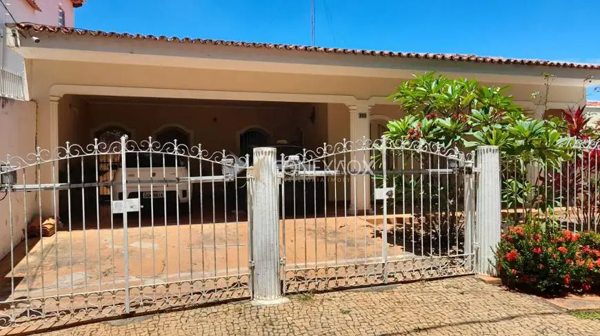 Foto 1 de Casa com 3 Quartos à venda, 233m² em Jardim Flamboyant, Campinas