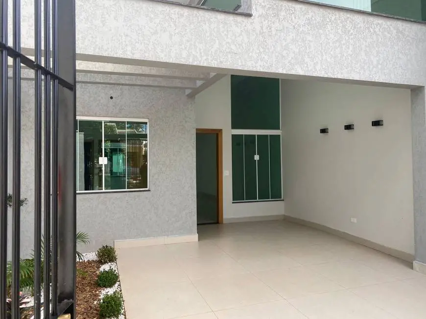 Foto 2 de Casa com 3 Quartos à venda, 105m² em Jardim Monte Rei, Maringá