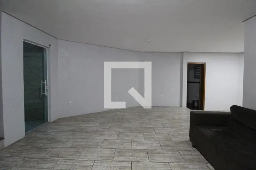 Foto 2 de Casa com 3 Quartos para alugar, 200m² em Mathias Velho, Canoas