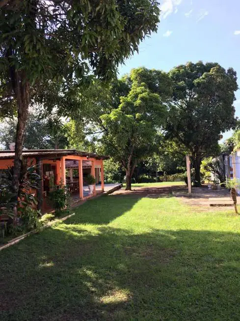 Foto 1 de Casa com 3 Quartos para alugar, 3000m² em Nucleo Habitacional Sucuri, Cuiabá