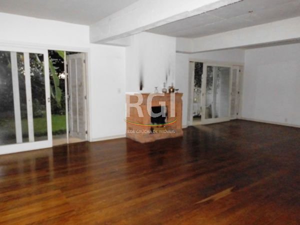 Foto 2 de Casa com 3 Quartos à venda, 270m² em Petrópolis, Porto Alegre