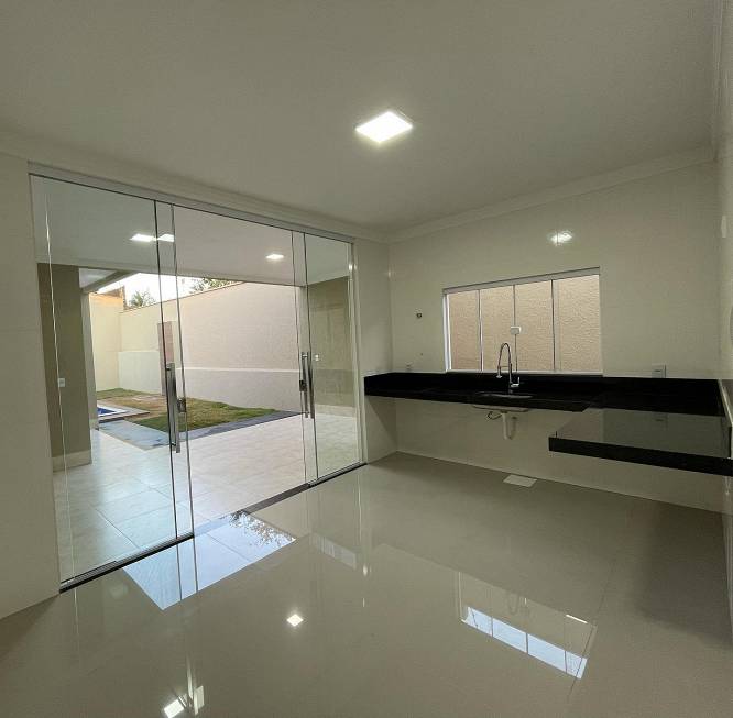 Foto 3 de Casa com 3 Quartos à venda, 150m² em SIM, Feira de Santana