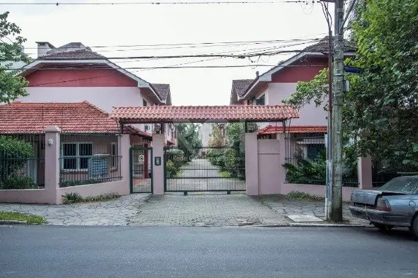 Foto 1 de Casa com 3 Quartos à venda, 135m² em Tristeza, Porto Alegre
