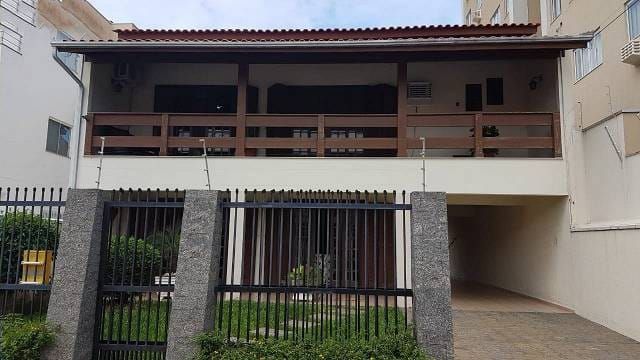 Foto 1 de Casa com 4 Quartos à venda, 290m² em Centro, Itajaí