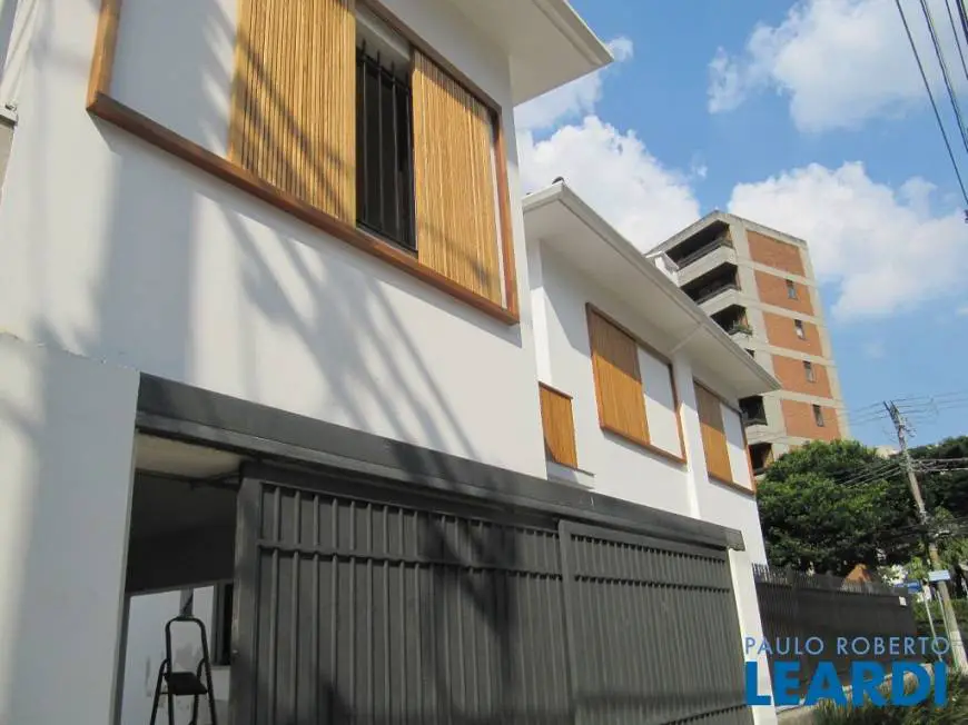 Foto 1 de Casa com 4 Quartos para alugar, 294m² em Jardim Paulista, São Paulo