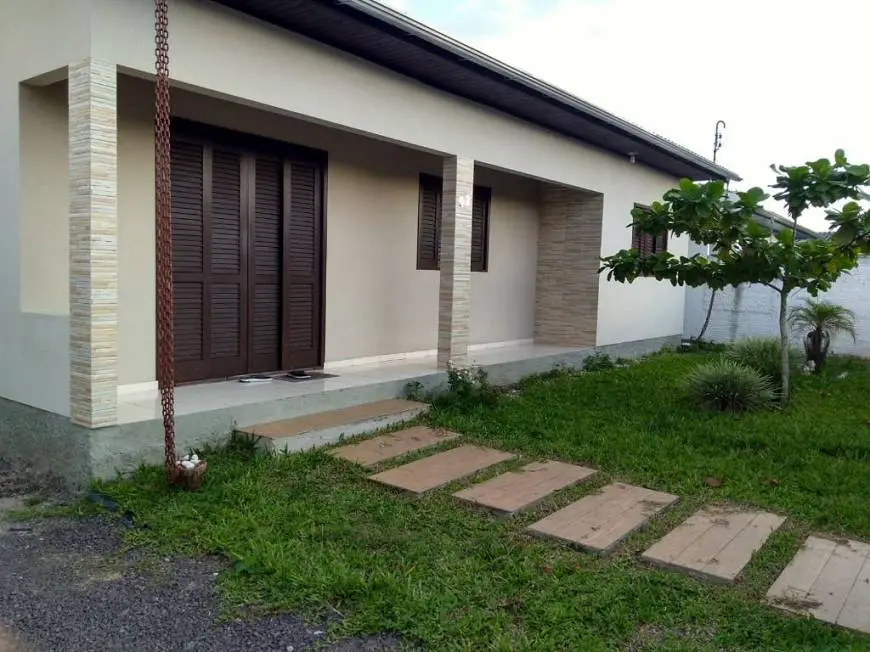 Foto 1 de Casa com 4 Quartos à venda, 100m² em Urussanguinha, Araranguá