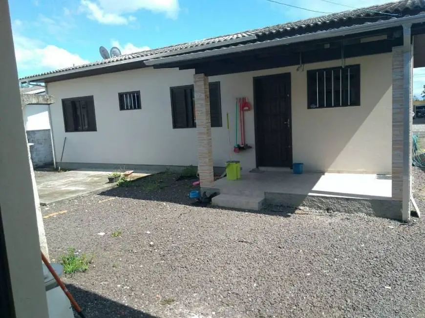 Foto 2 de Casa com 4 Quartos à venda, 100m² em Urussanguinha, Araranguá