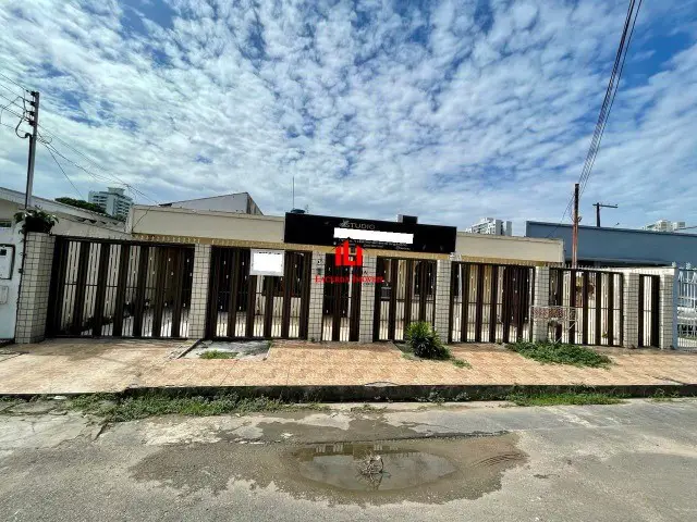 Foto 1 de Casa com 5 Quartos à venda, 450m² em Dom Pedro I, Manaus